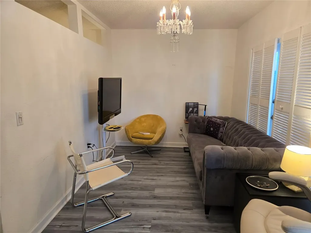 329 Bernard Avenue Sarasota FL 34243