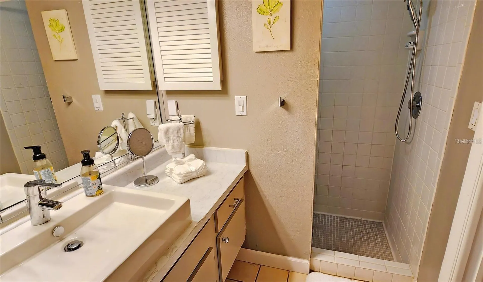 329 Bernard Avenue Sarasota FL 34243