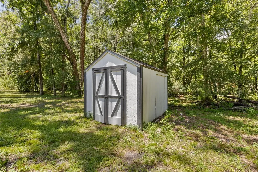 3002 SW 127th Avenue Webster FL 33597