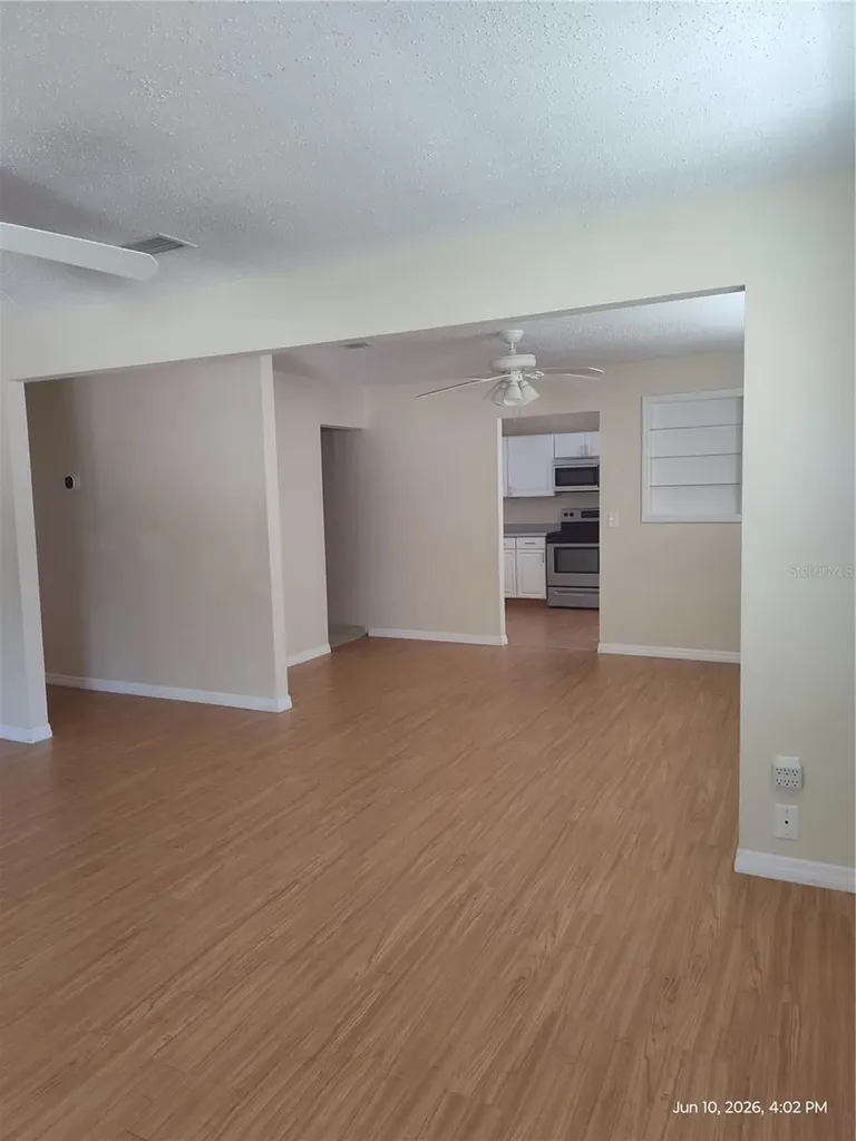 140 Bay Road Ocklawaha FL 32179