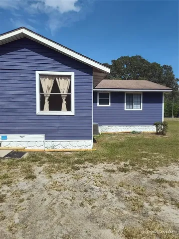 140 Bay Road Ocklawaha FL 32179