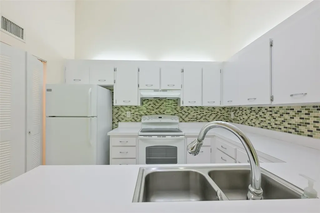 3301 Crystal Court E Palm Harbor FL 34685