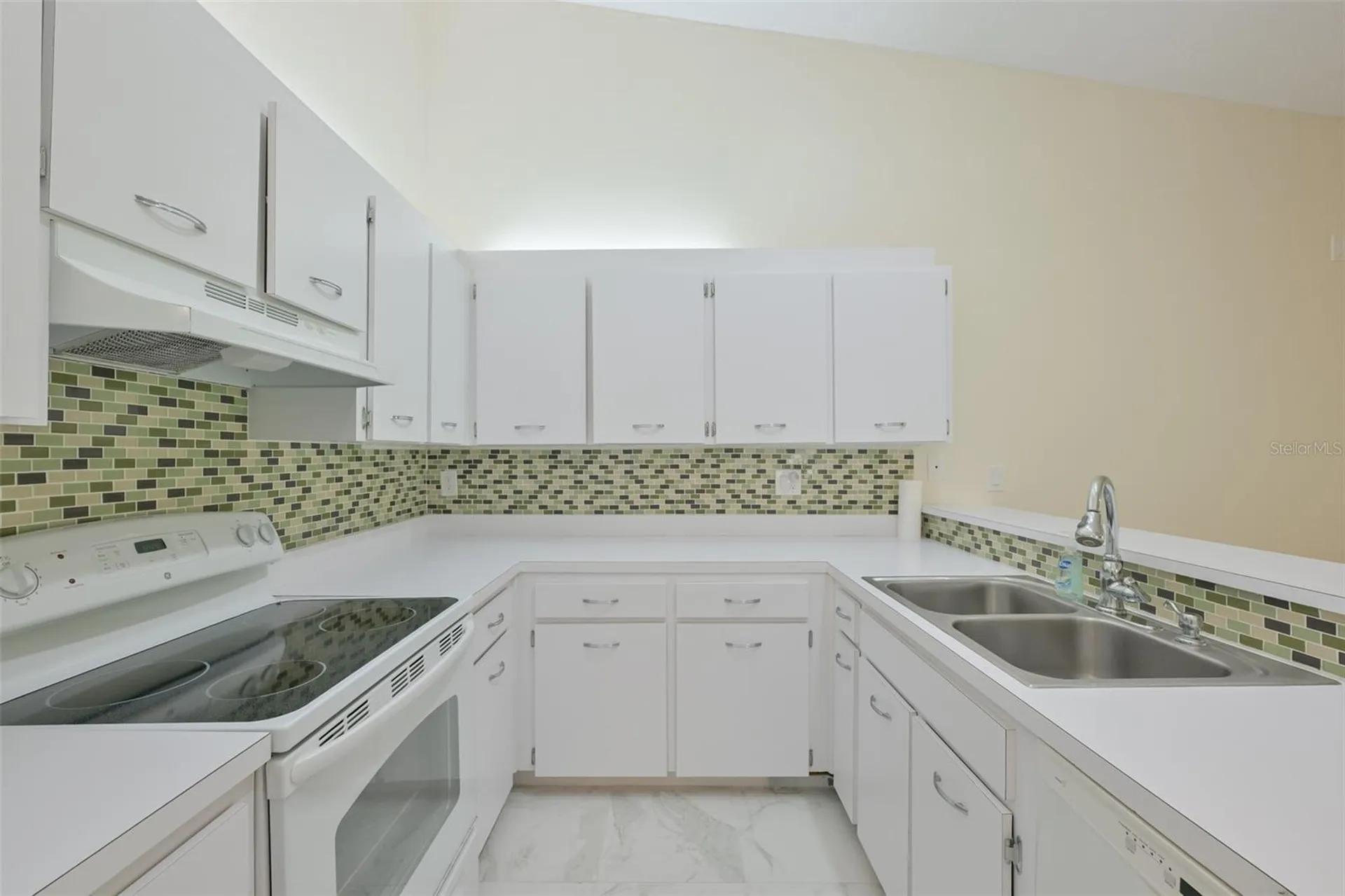 3301 Crystal Court E Palm Harbor FL 34685
