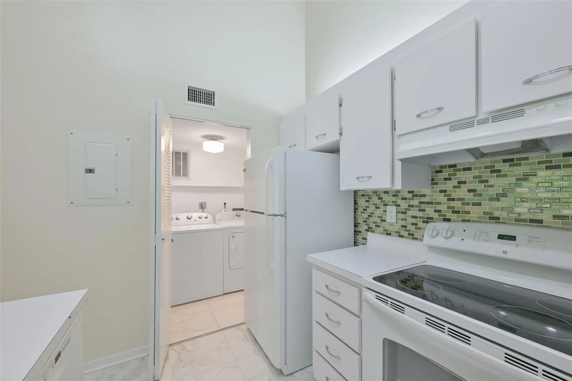 3301 Crystal Court E Palm Harbor FL 34685