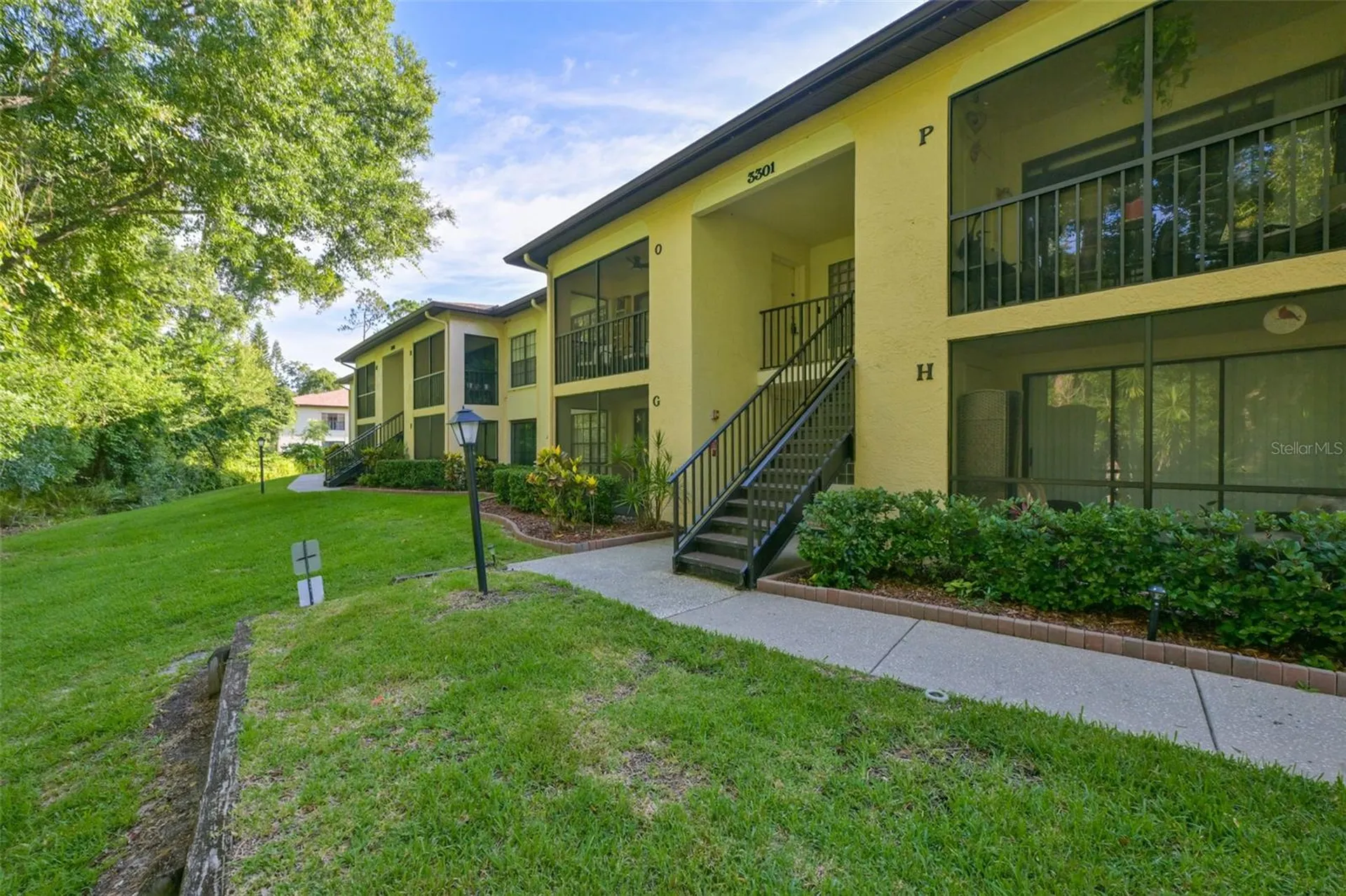 3301 Crystal Court E Palm Harbor FL 34685