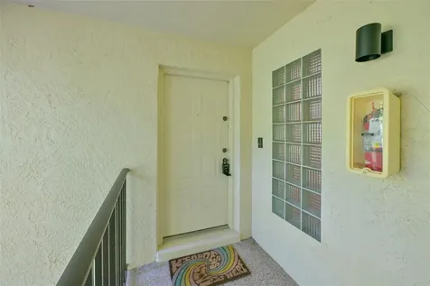 3301 Crystal Court E Palm Harbor FL 34685