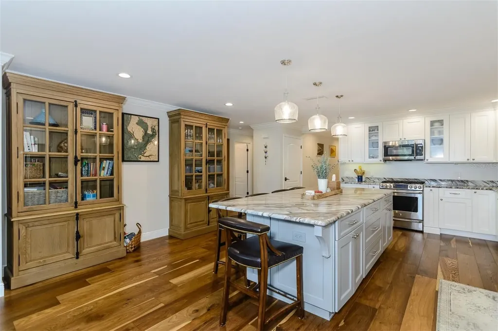 2860 Quail Hollow Road W Clearwater FL 33761