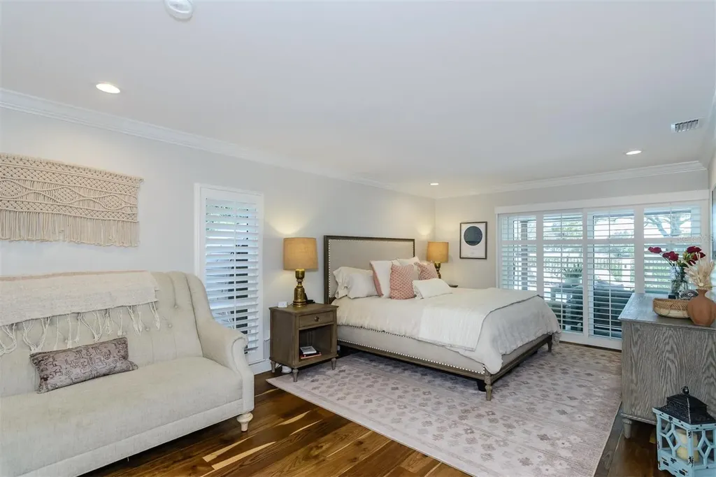 2860 Quail Hollow Road W Clearwater FL 33761