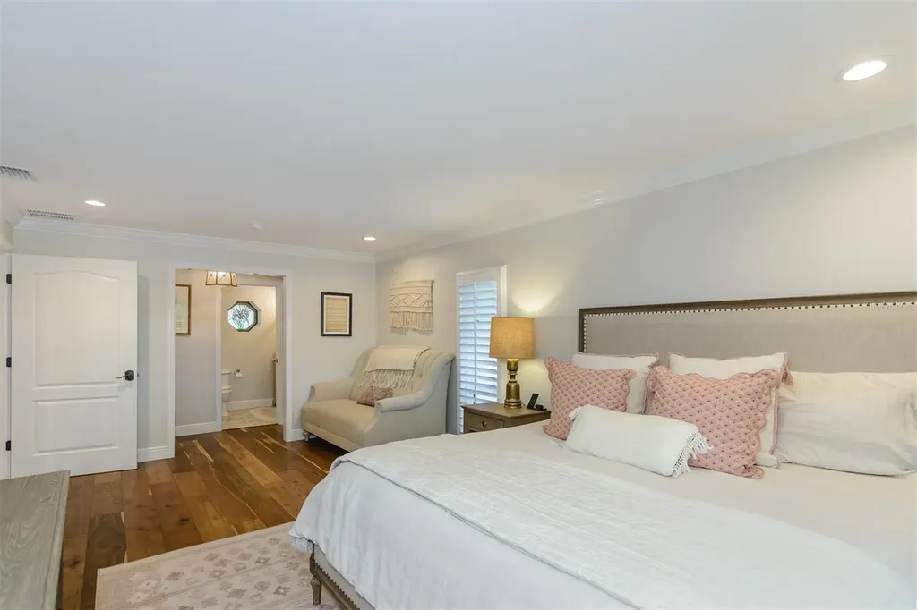 2860 Quail Hollow Road W Clearwater FL 33761