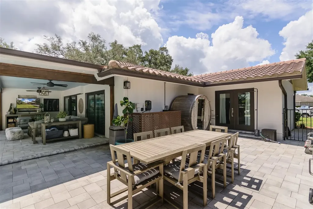 2860 Quail Hollow Road W Clearwater FL 33761