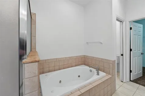 209 Sela Cove Circle Apollo Beach FL 33572