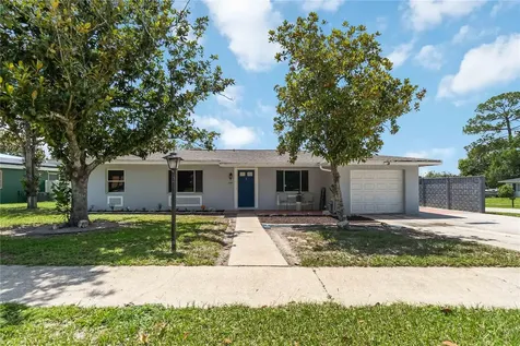1624 Bloomfield Avenue Deltona FL 32725