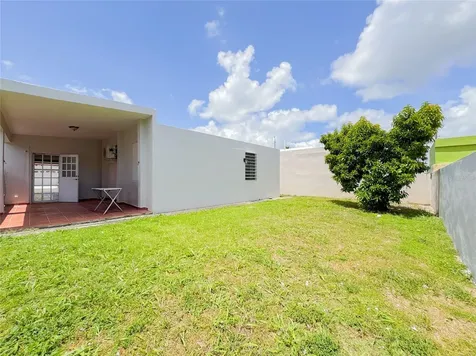 119 Esmeralda | Paseo De Santa Barbara Gurabo PR 00778