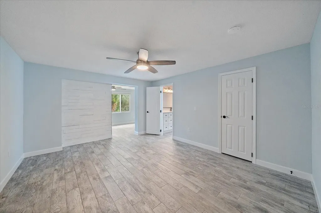 730 Spanish Drive S Longboat Key FL 34228