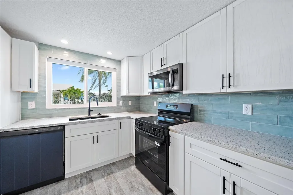 730 Spanish Drive S Longboat Key FL 34228