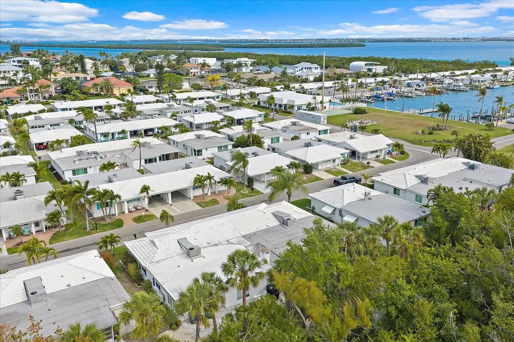 730 Spanish Drive S Longboat Key FL 34228