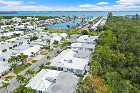 730 Spanish Drive S Longboat Key FL 34228