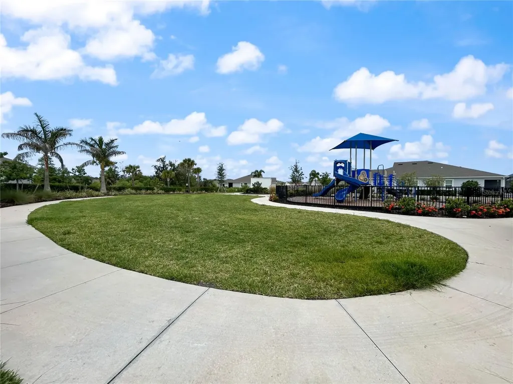 503 158th Street E Bradenton FL 34212