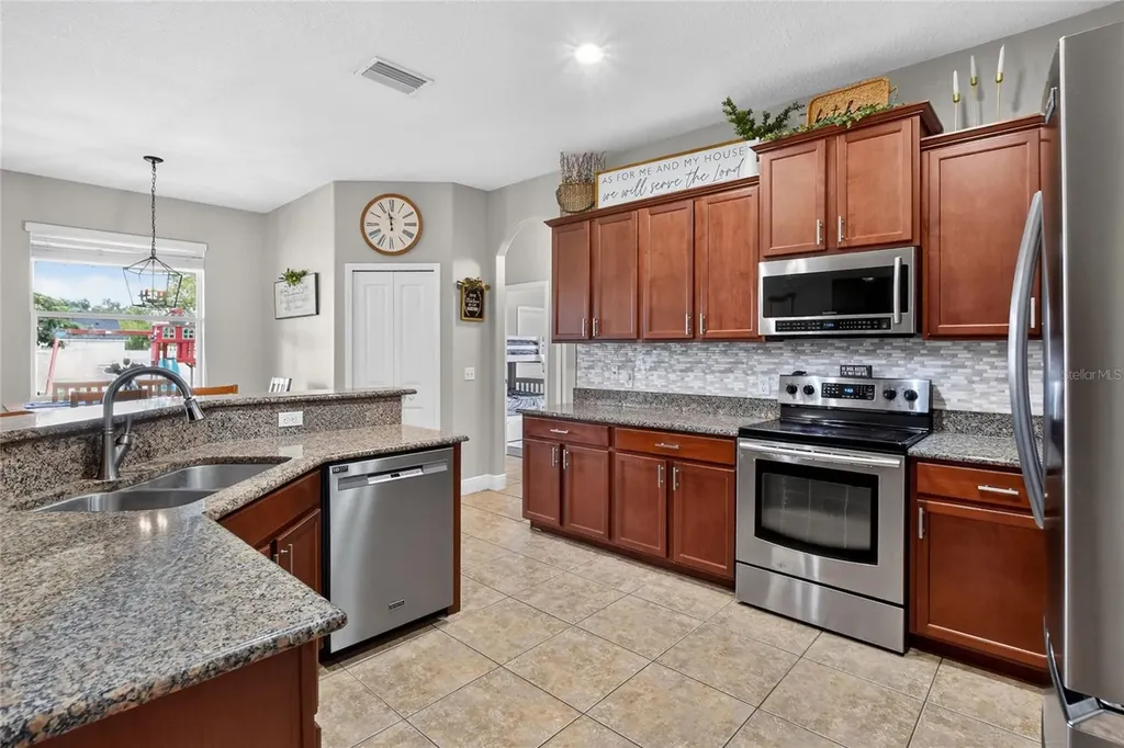 4015 Tiverton Way Lakeland FL 33813