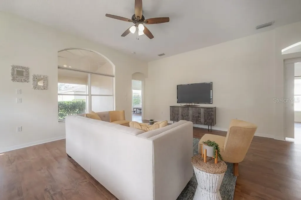1639 Arbor Knoll Loop Trinity FL 34655