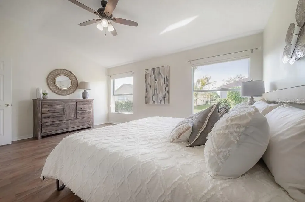 1639 Arbor Knoll Loop Trinity FL 34655