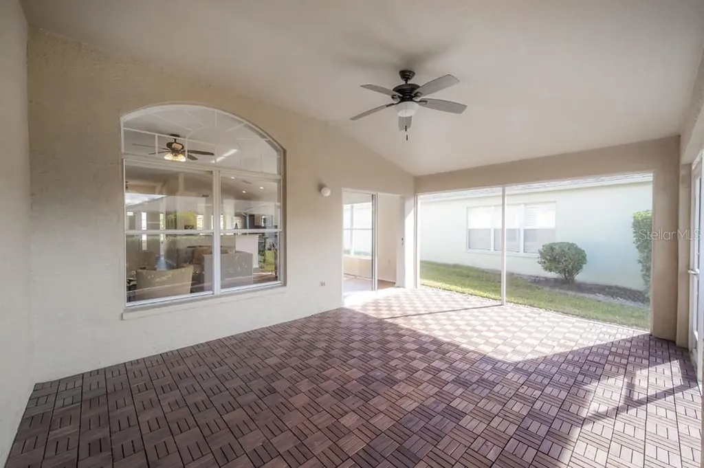 1639 Arbor Knoll Loop Trinity FL 34655