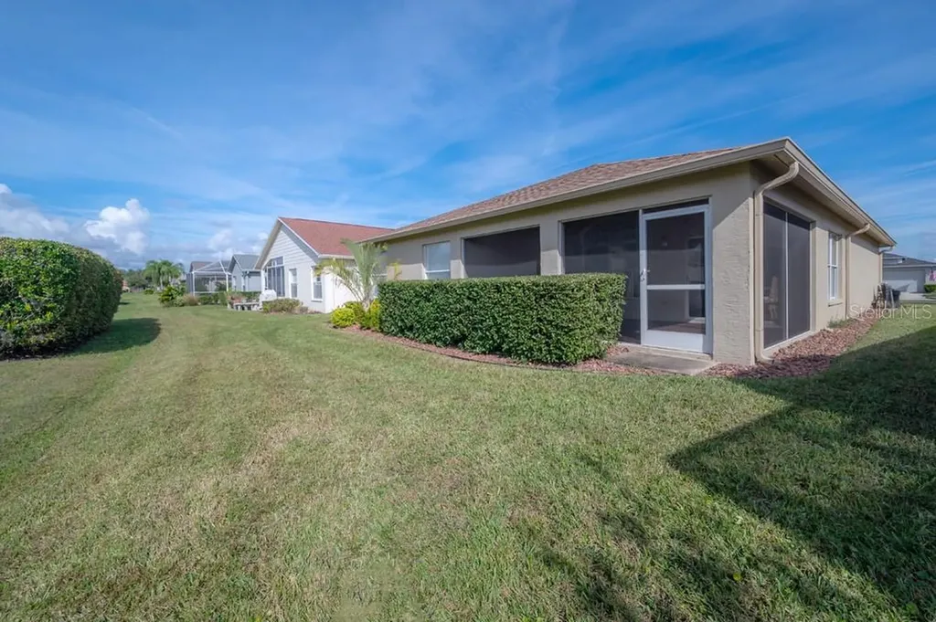 1639 Arbor Knoll Loop Trinity FL 34655