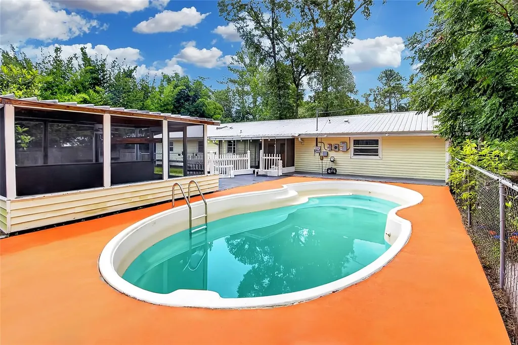 1822 SW 42nd Avenue Gainesville FL 32608
