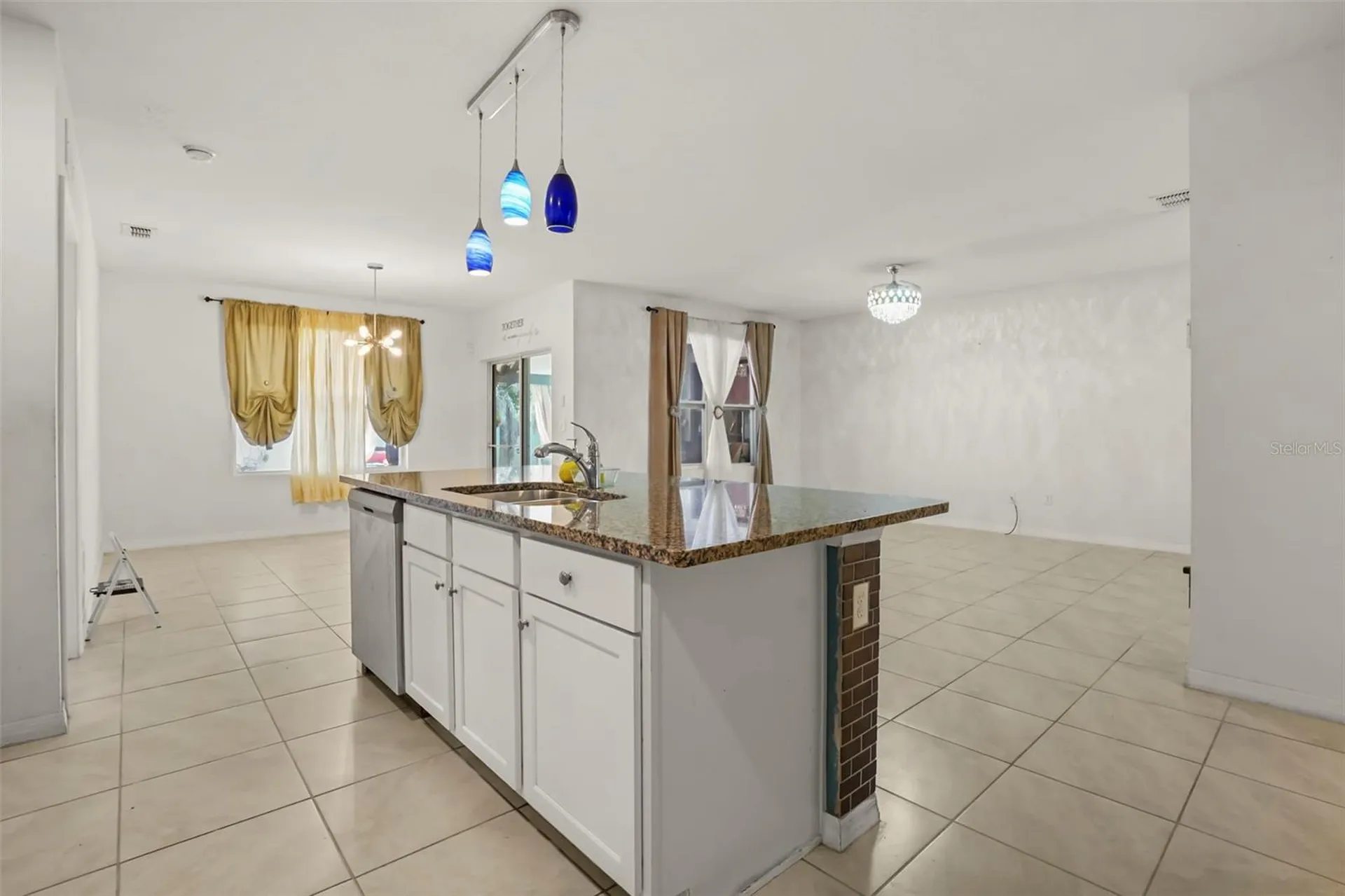 2443 White Lilly Drive Kissimmee FL 34747