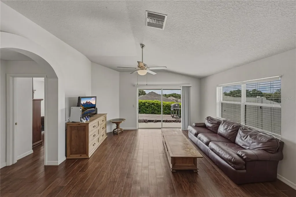7552 Jeno Street Zephyrhills FL 33540