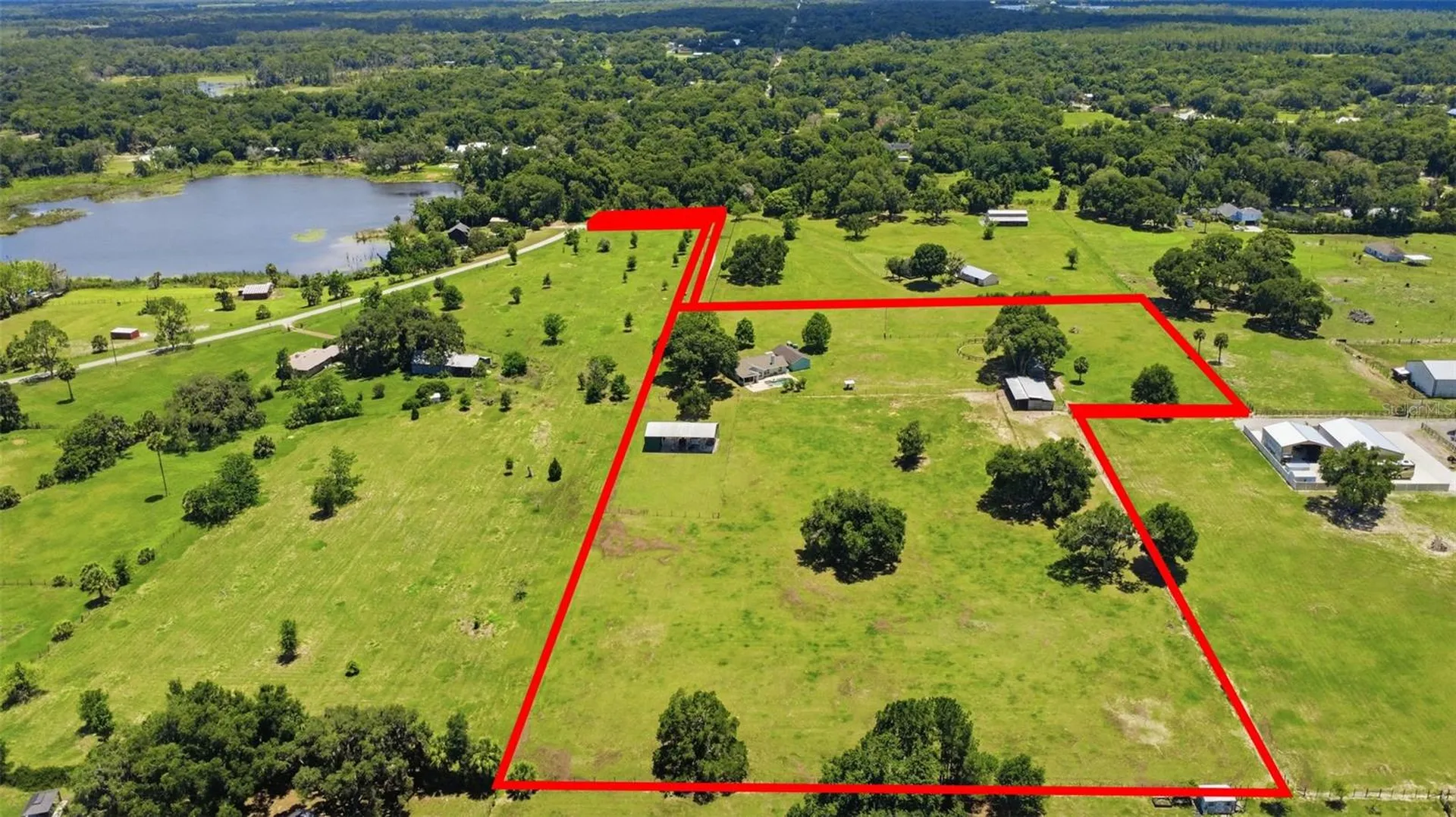 1200 N Hart Road Geneva FL 32732