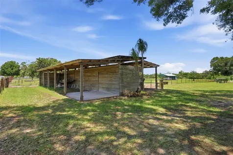 1200 N Hart Road Geneva FL 32732