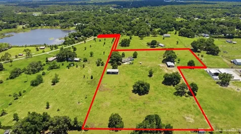 1200 N Hart Road Geneva FL 32732