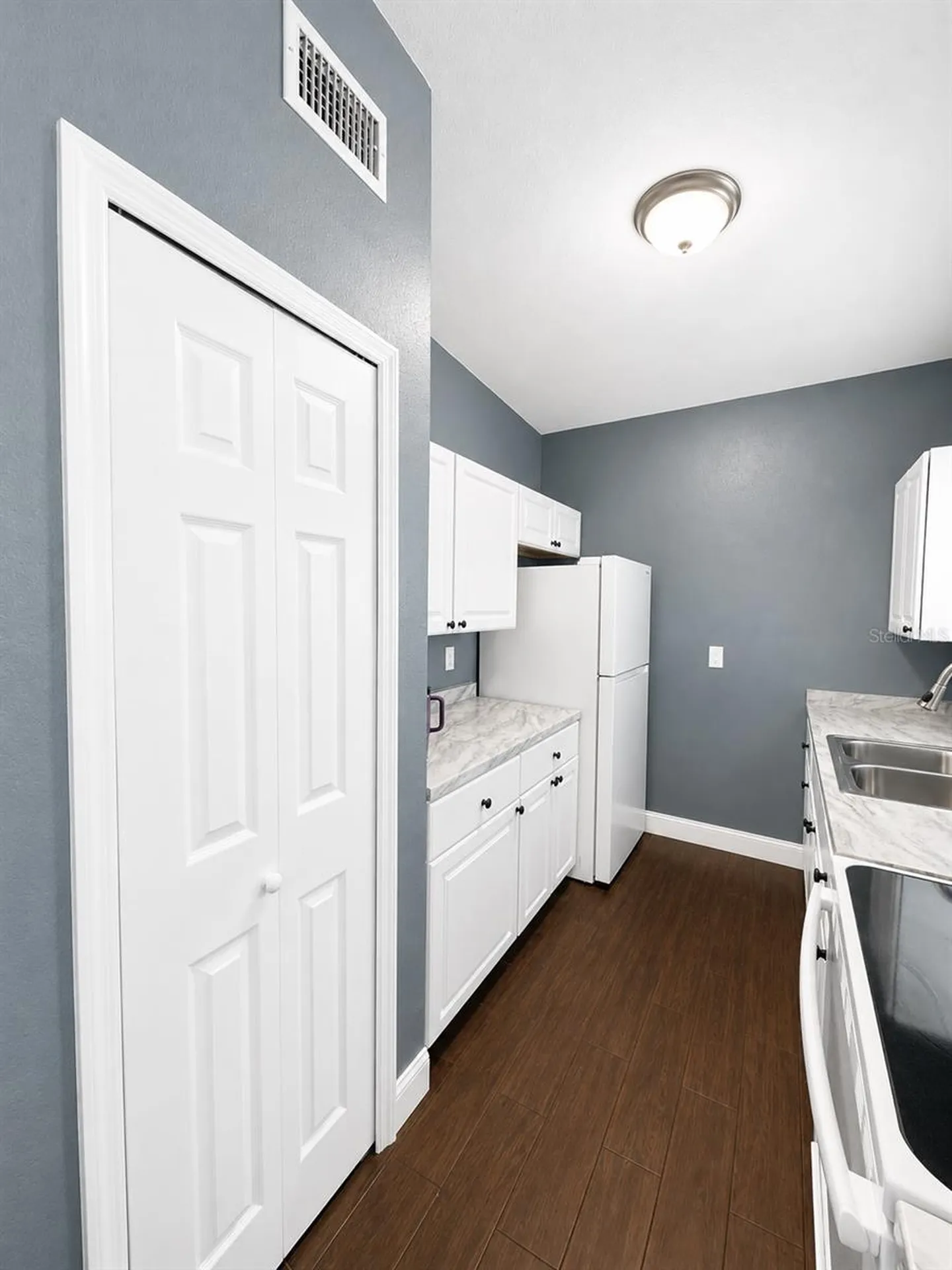 21442 Gladis Avenue Port Charlotte FL 33952