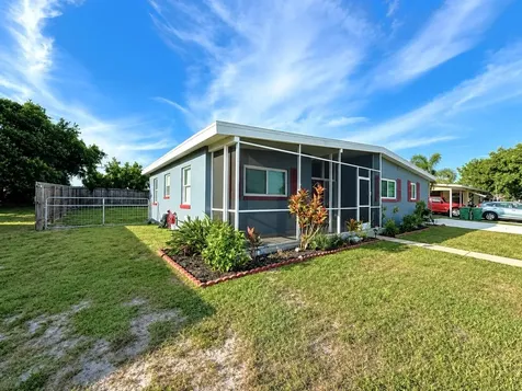 21442 Gladis Avenue Port Charlotte FL 33952