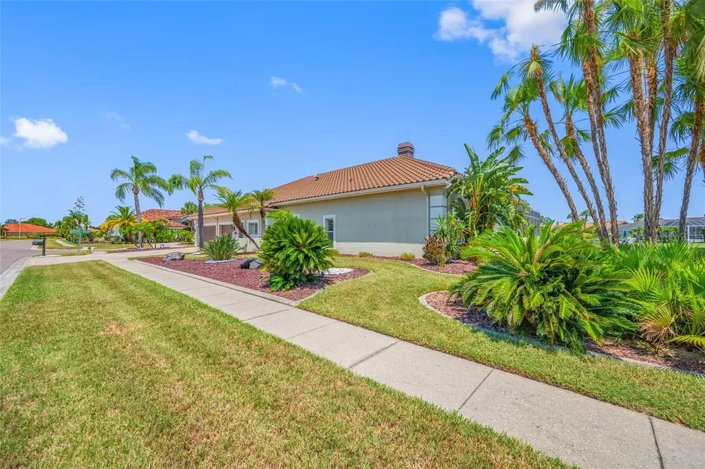 9801 Compass Point Way Tampa FL 33615