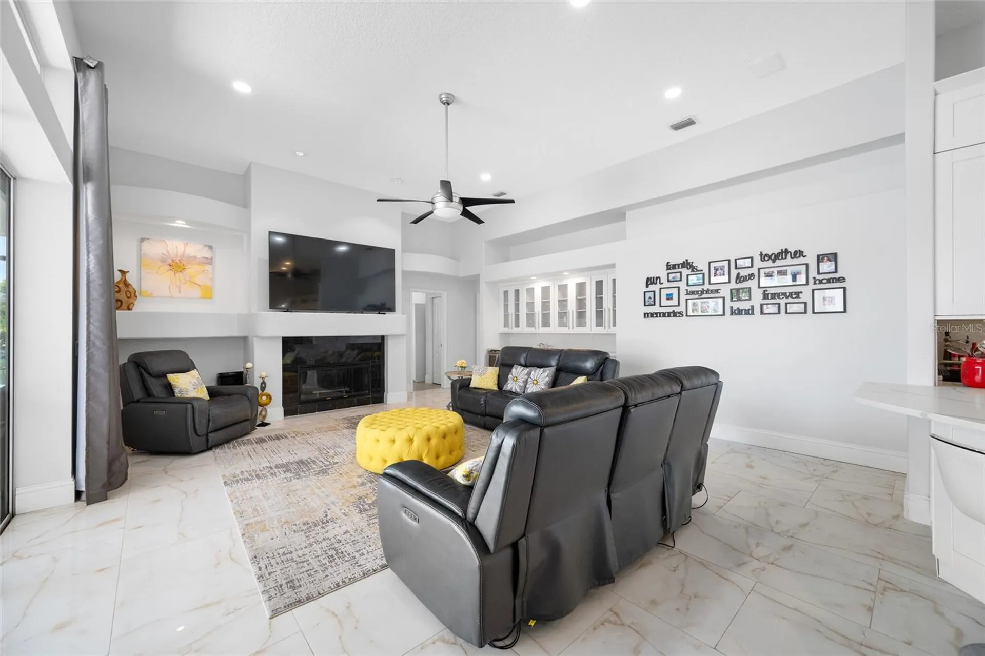 9801 Compass Point Way Tampa FL 33615