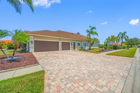 9801 Compass Point Way Tampa FL 33615