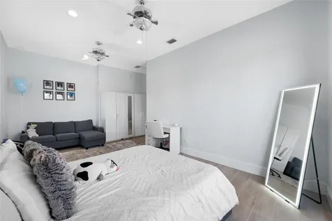 9801 Compass Point Way Tampa FL 33615