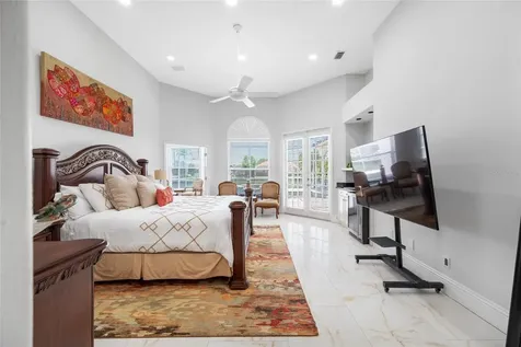 9801 Compass Point Way Tampa FL 33615