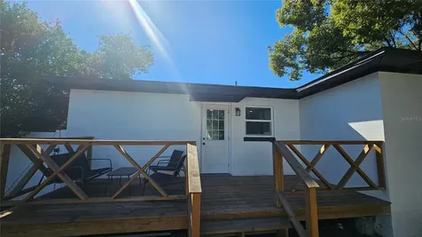 3011 W Spruce Street Tampa FL 33607