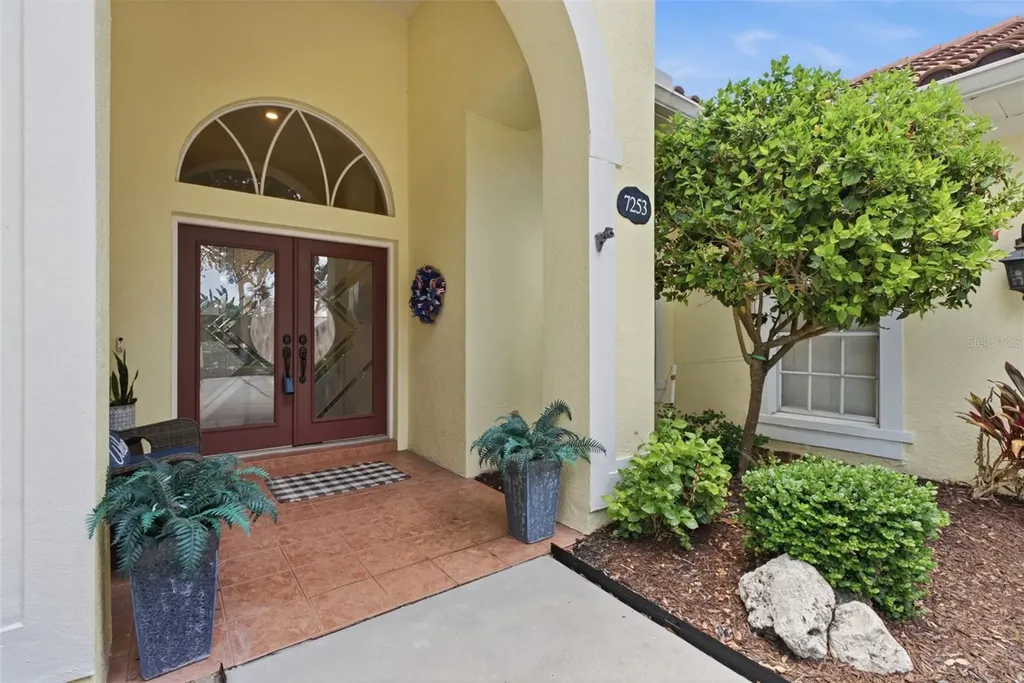 7253 Bryce Point N Pinellas Park FL 33782