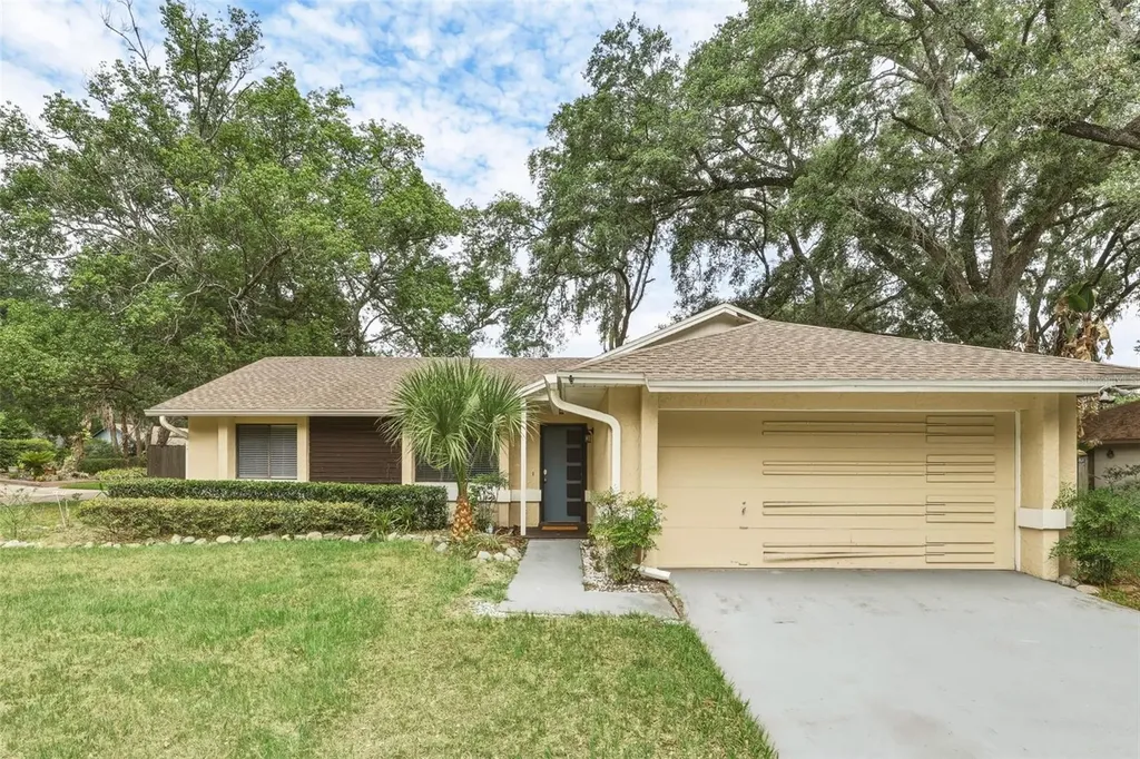 7806 Compass Drive Orlando FL 32810