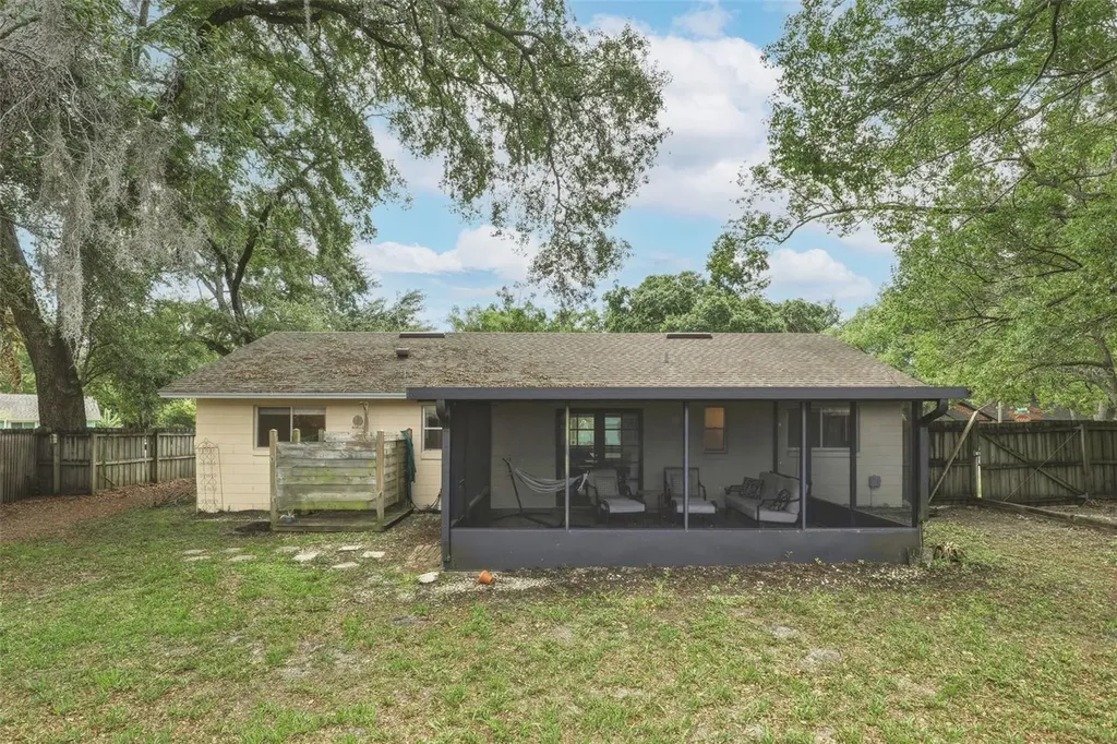 7806 Compass Drive Orlando FL 32810