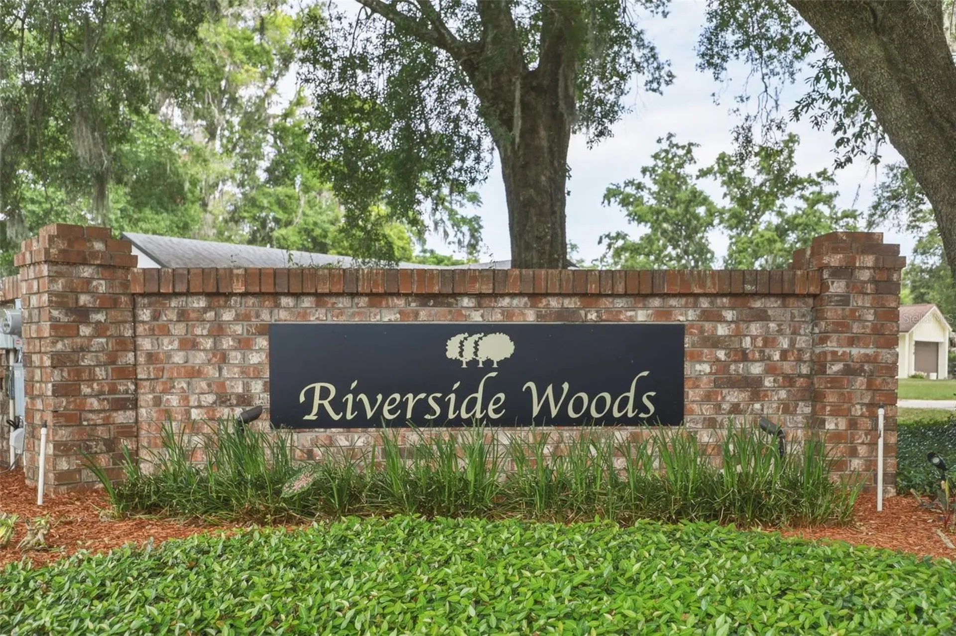 7806 Compass Drive Orlando FL 32810