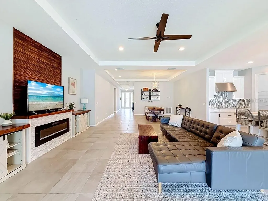 3447 Current Winter Garden FL 34787