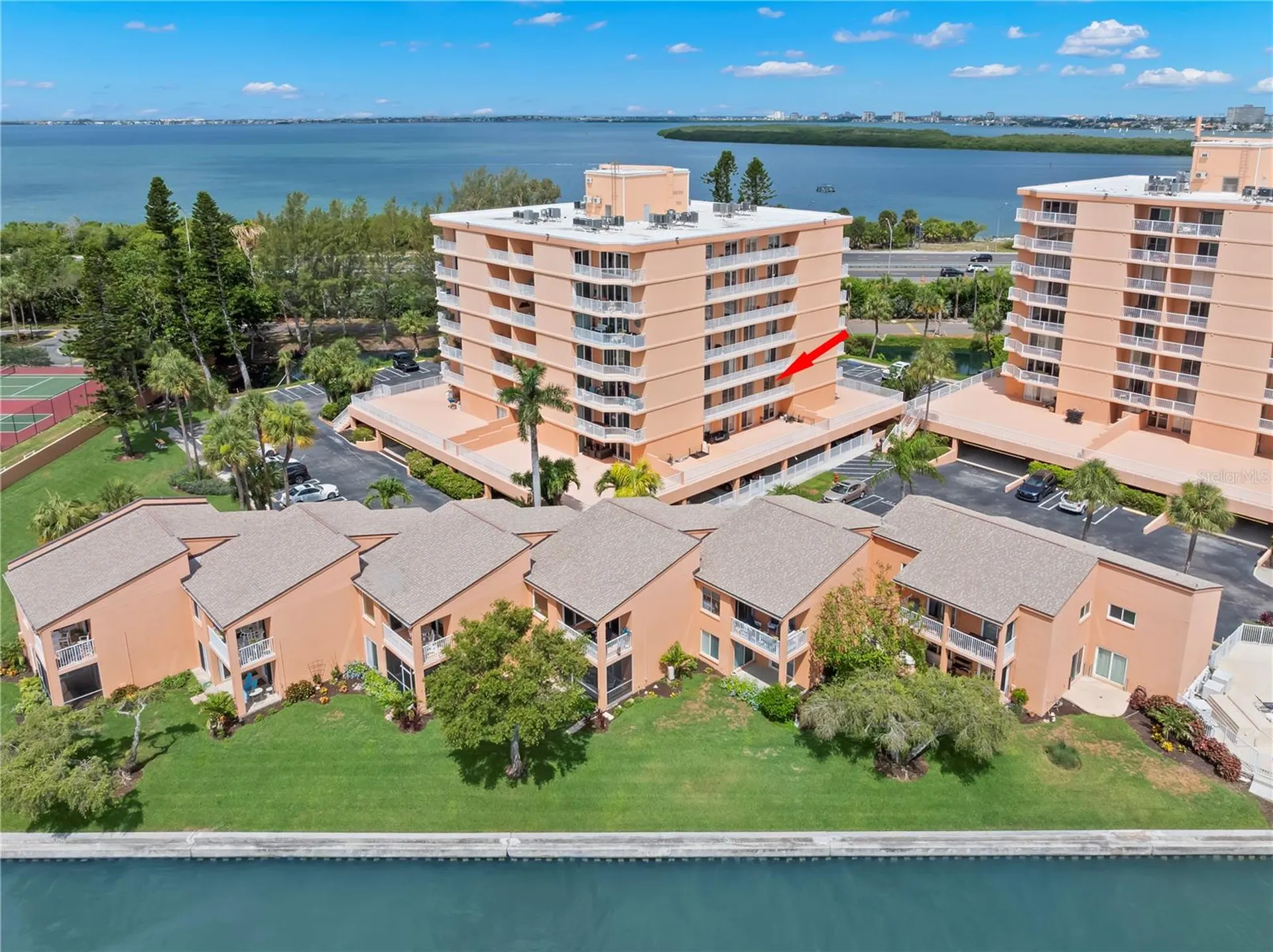 7432 Sunshine Skyway Lane S St Petersburg FL 33711