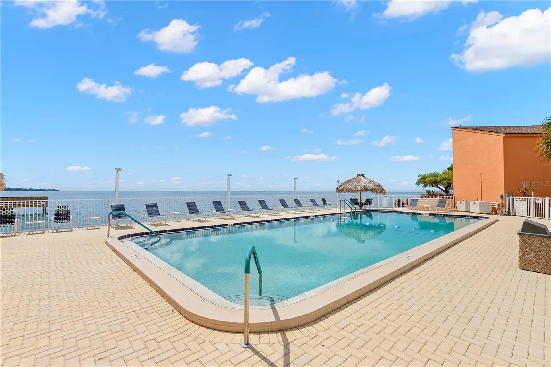 7432 Sunshine Skyway Lane S St Petersburg FL 33711
