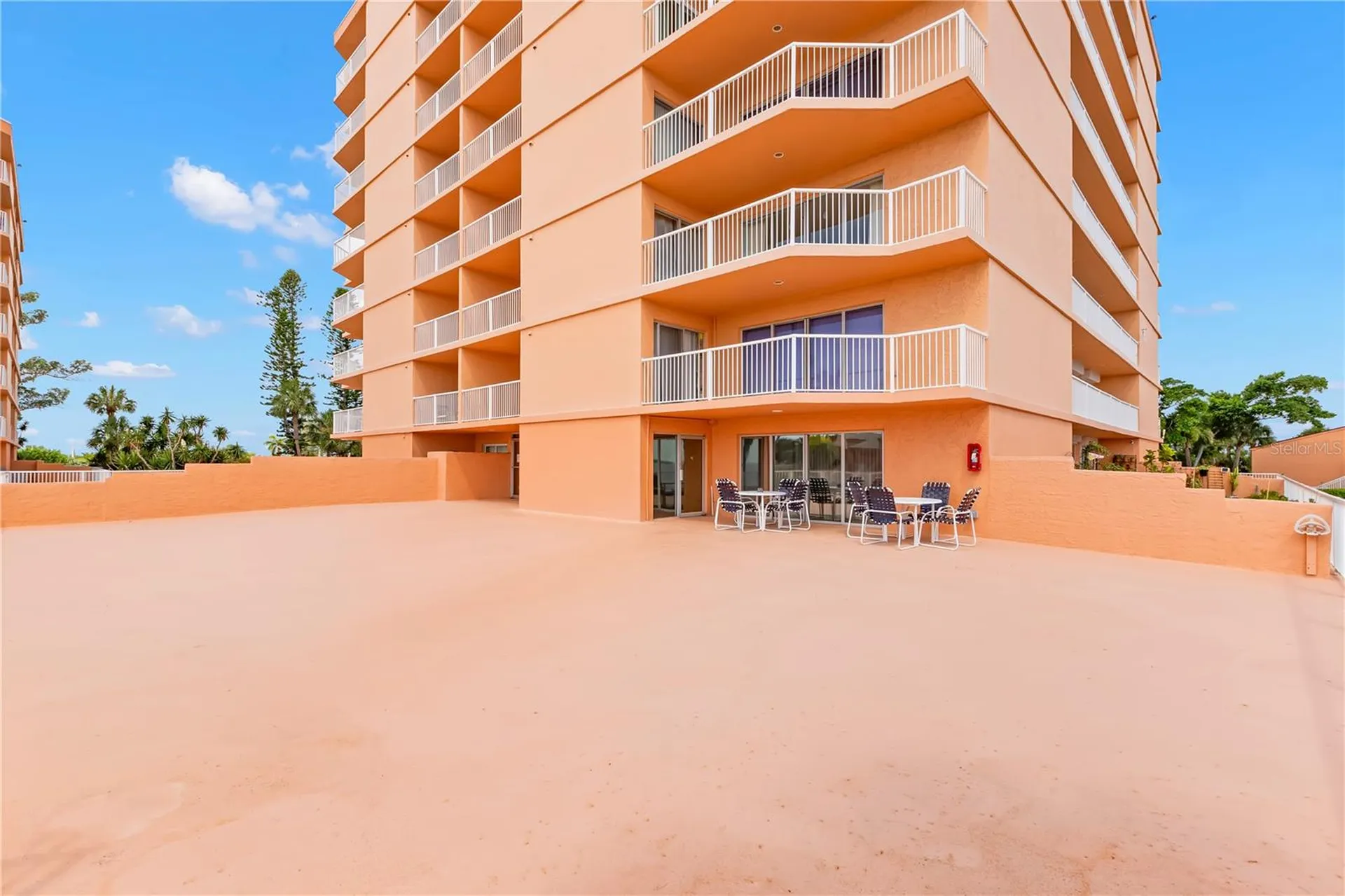7432 Sunshine Skyway Lane S St Petersburg FL 33711