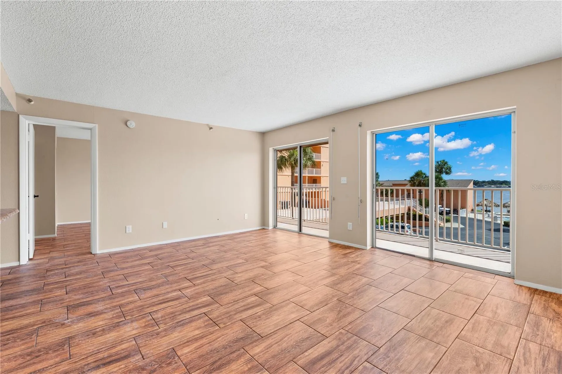 7432 Sunshine Skyway Lane S St Petersburg FL 33711